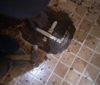 博野县卫生间漏水维修公司为您分享下卫生间渗水如何处理及注意事项